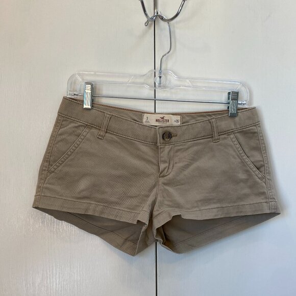 Hollister Women's Low Rise Tan Short Shorts Size 3 Waist 26 - Picture 1 of 7